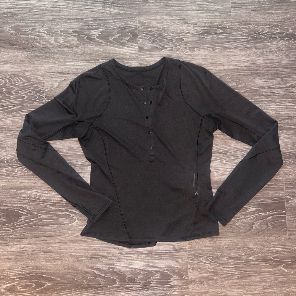 lululemon athletica Black Long Sleeve Top